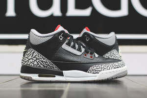 Air Jordan 3 Retro "Black Cement" GS 2018 PreOwned Size 5y