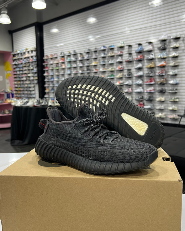 Adidas Yeezy Boost 350 V2 "Black" (Non-Reflective)(Preowned)