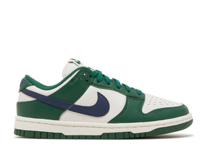 Nike Dunk Low Retro "Gorge Green Midnight Navy" (Women)